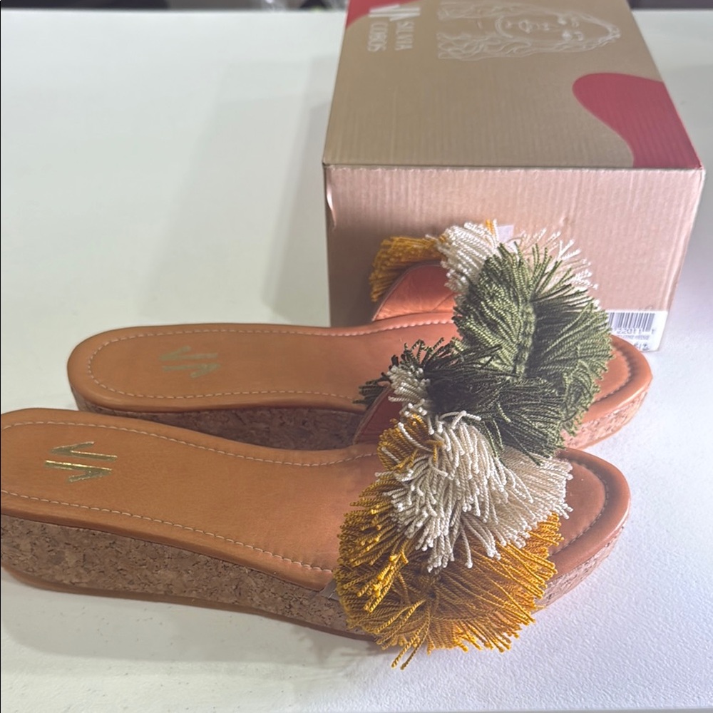 Silva Cobos Mambo Fringe Wedge